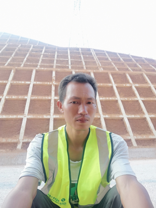 哥们的第一张照片--云南蓝颜知己交友网