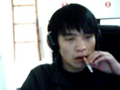 凝视那片天的第一张照片--云南蓝颜知己交友网