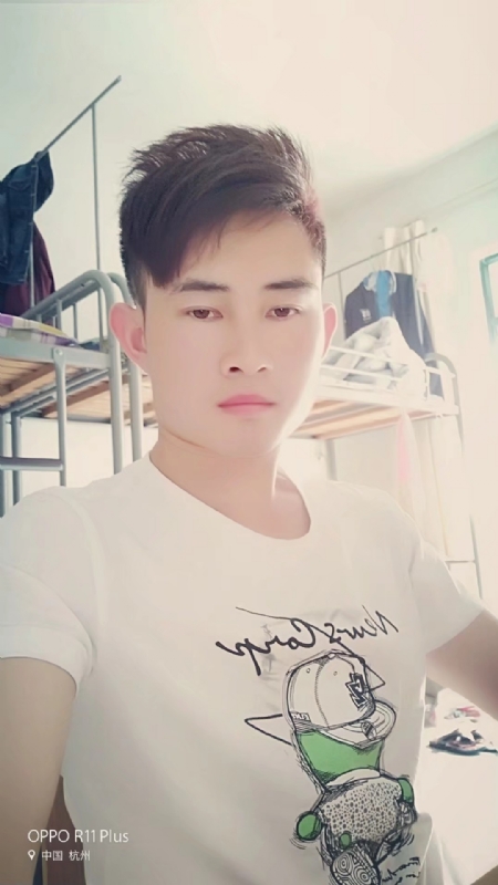 爱情故事的第三张照片--云南蓝颜知己交友网