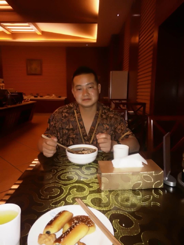 会飞的鱼的第一张照片--云南蓝颜知己交友网