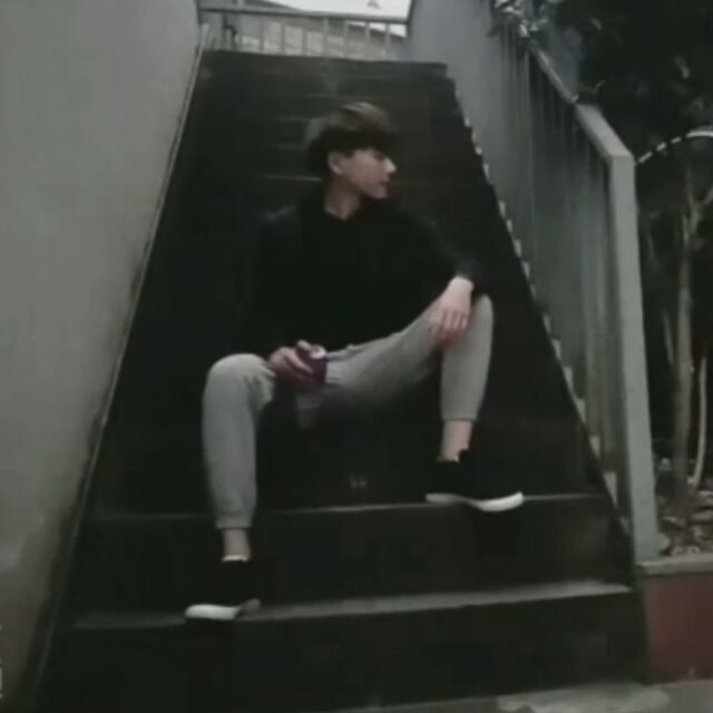 你是魔鬼吗的第一张照片--云南蓝颜知己交友网