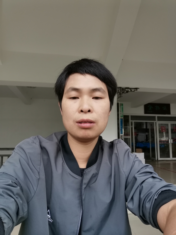 刘志强的第一张照片--云南蓝颜知己交友网