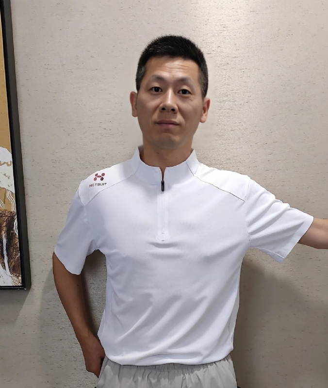 红旗下长大的第一张照片--云南蓝颜知己交友网